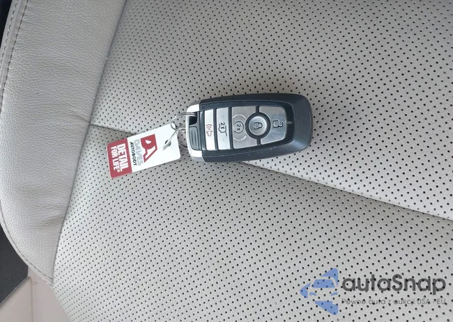 1FMCU0DZ1LUA10524: 43015660