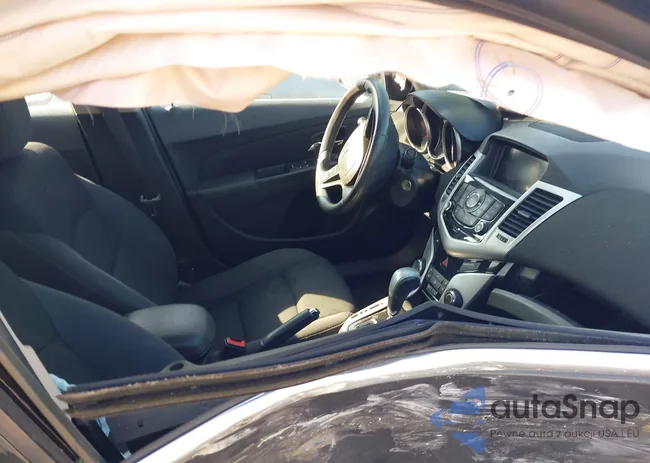 1G1PE5SBXG7153958: 43015683