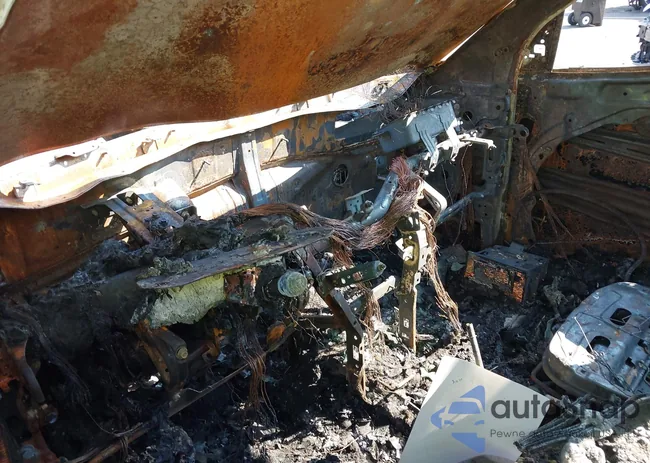 KM8J3CA28HU502686: 43015734