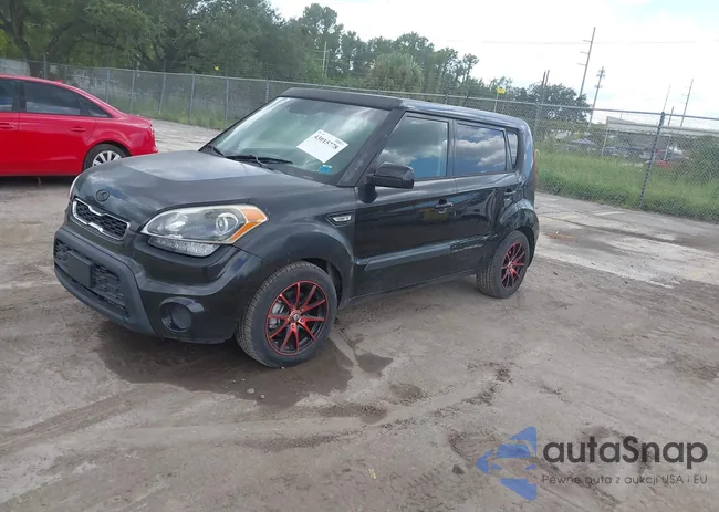 KNDJT2A50D7619762: 43015778