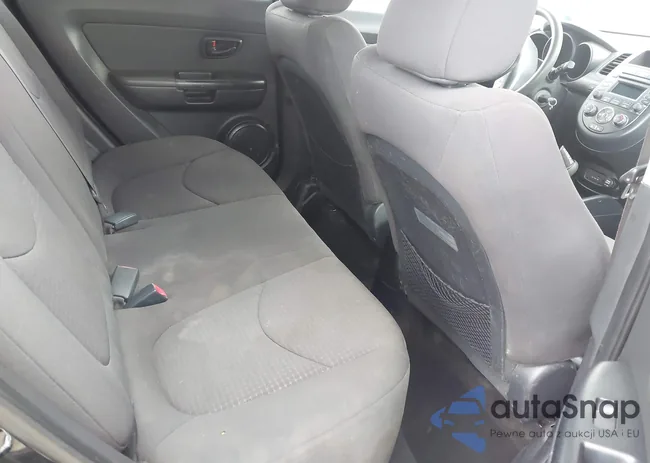 KNDJT2A50D7619762: 43015778