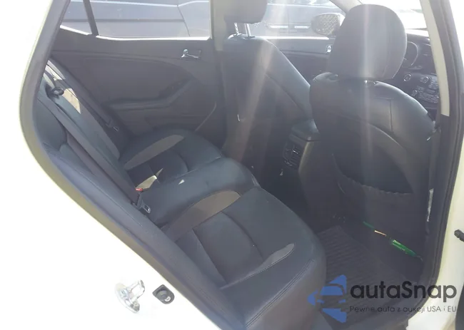 KNAGM4AD1D5045773: 43015785