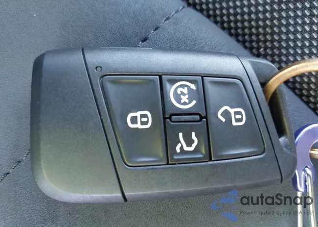 3VVSC7B27SM033392: 43015805