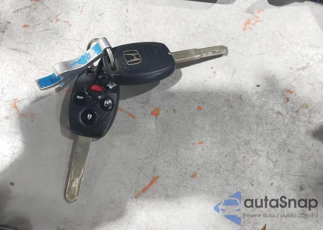 1HGCP2E7XBA157608: 43015807