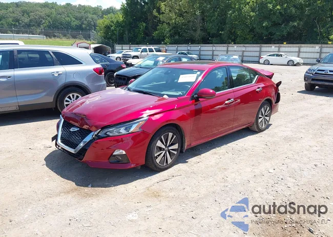 1N4BL4EV4KC179825: 43015844