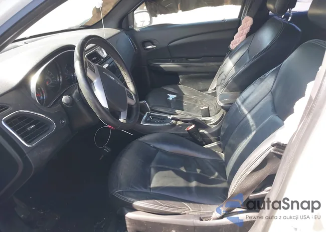 1C3CCBCG0DN744154: 43014881