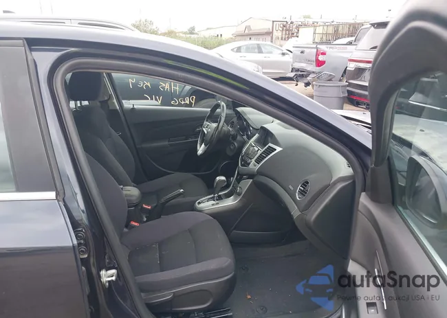 1G1PC5SB8E7170082: 43014945