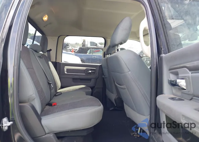 1C6RR7TT3KS530991: 43015054