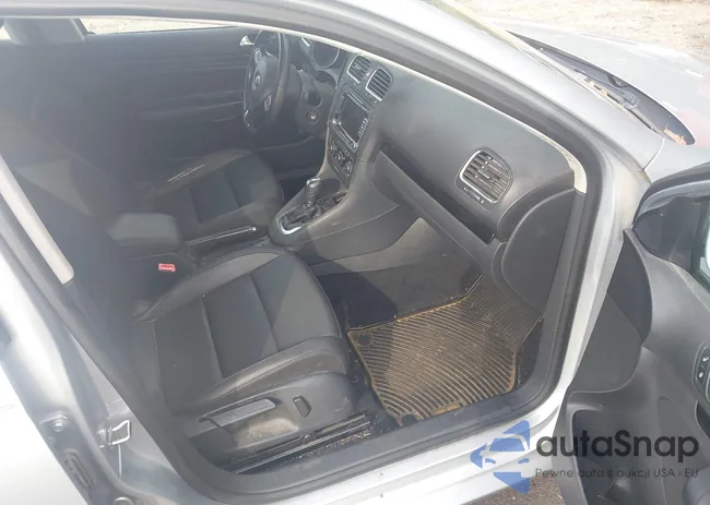 3VWPL7AJ0CM712268: 43015125