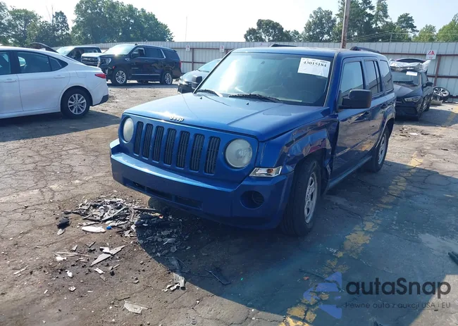 1J4FT28A79D219760: 43015184