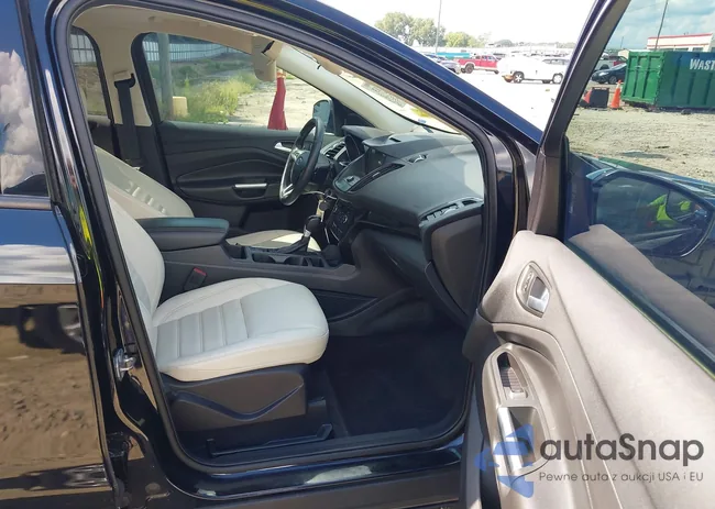 1FMCU0HD3JUC55191: 43015213