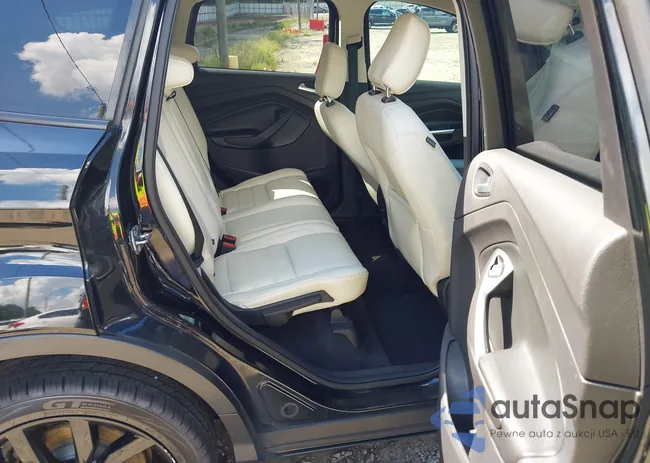 1FMCU0HD3JUC55191: 43015213