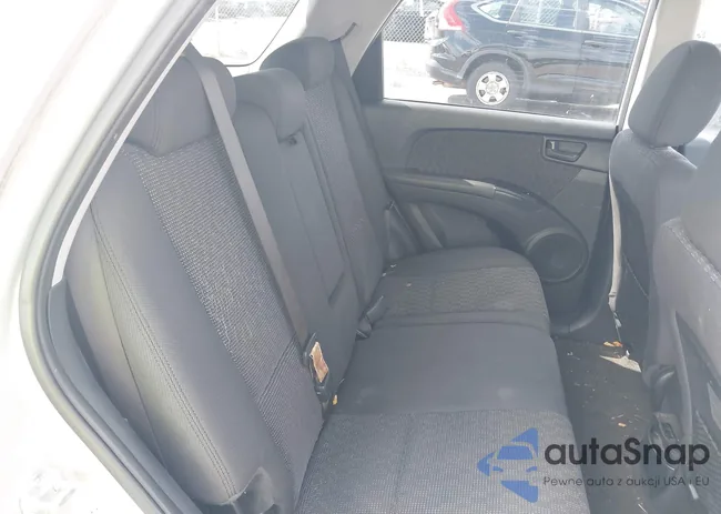 KNDJF724X87517871: 43015246