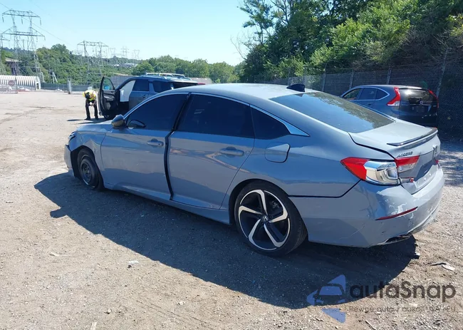 1HGCV2F38NA023590: 43016312