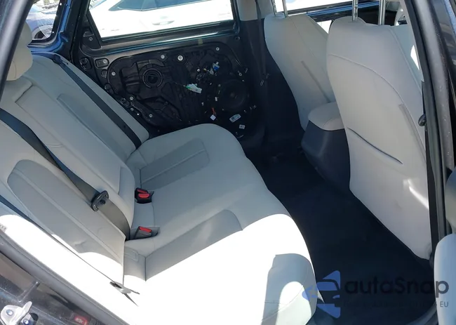 KMHL64JAXPA311865: 43016396