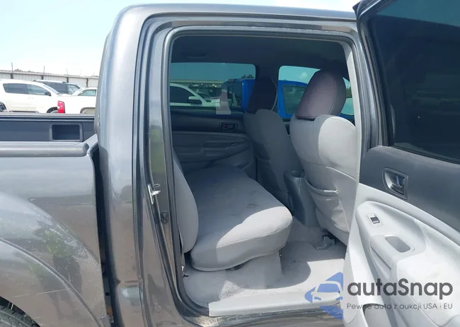 3TMLU4EN0AM042809: 43016412