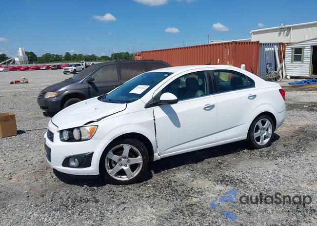 1G1JE5SB5E4230353: 43016563