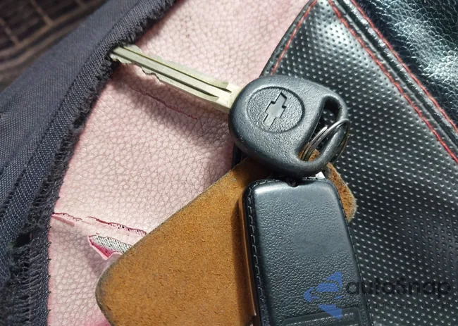 1GCHTDFEXC8139370: 43016570