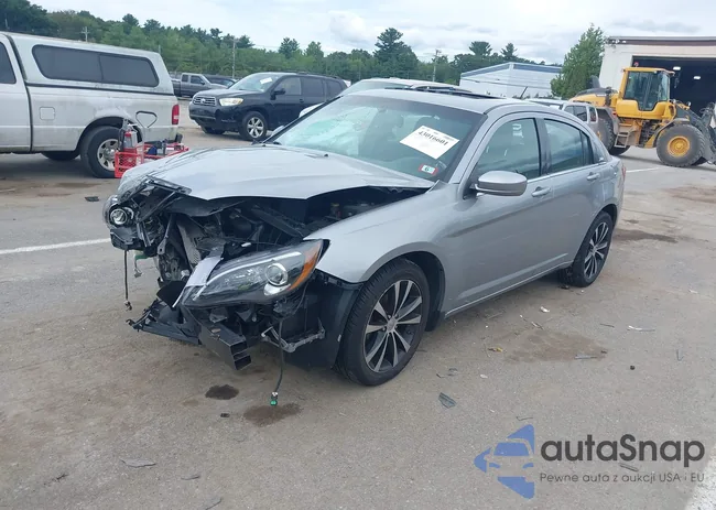 1C3CCBBGXEN152750: 43016601