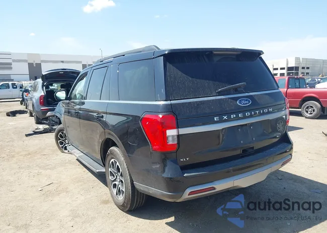 1FMJU1JT5NEA67366: 43016843