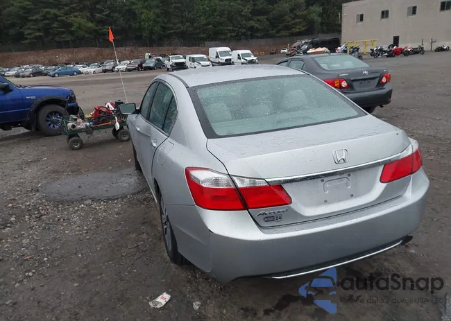 1HGCR2F34DA078671: 43015916