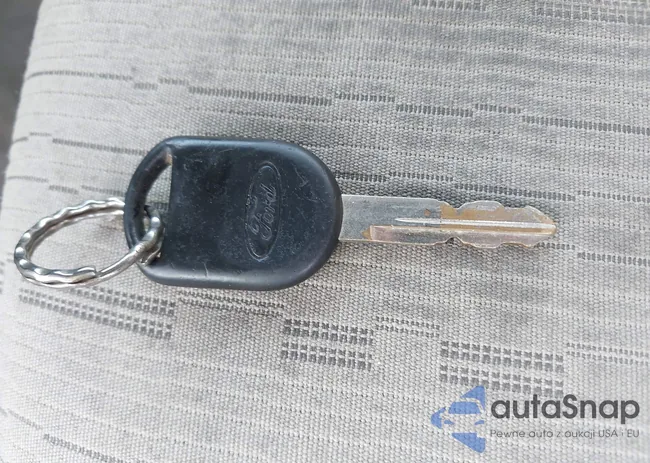 1FAHP3FN6BW120233: 43016027