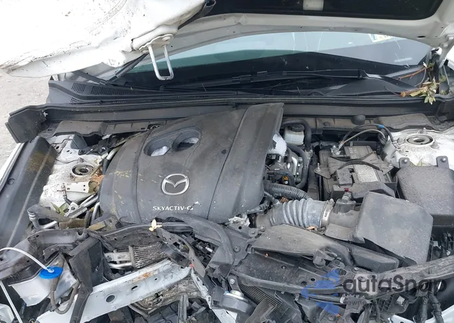 3MVDMBBLXMM311557: 43016063