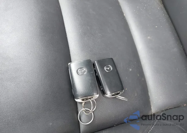 3MVDMBBLXMM311557: 43016063