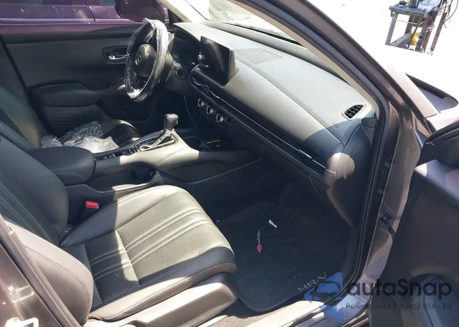 3CZRZ1H77PM724581: 43016259