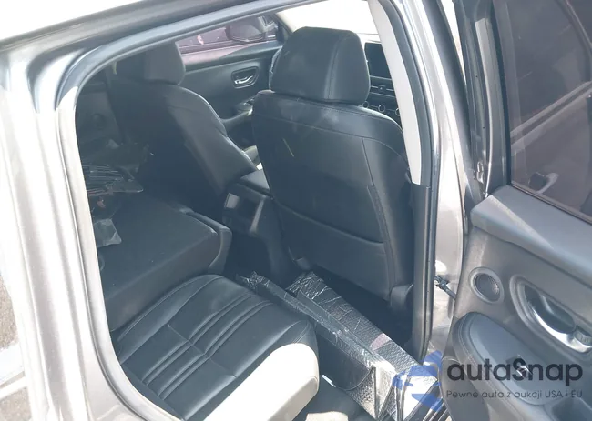 3CZRZ1H77PM724581: 43016259