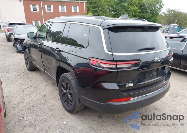 1C4RJKBG0P8839104: 43017295