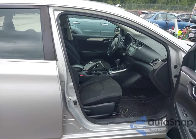 3N1AB7AP1HY272144: 43017430