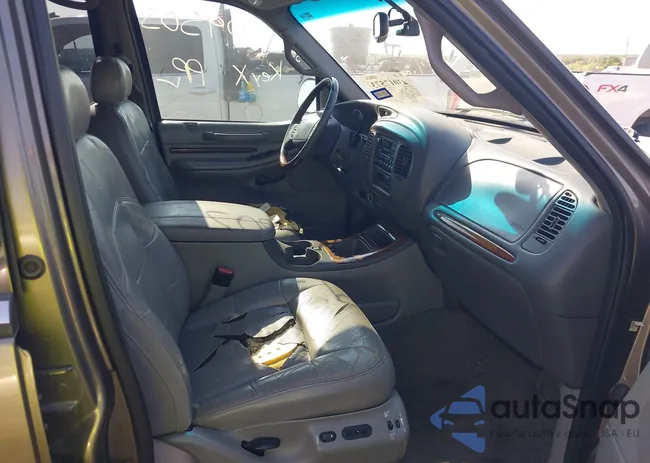 5LMEU27R42LJ09503: 43017573