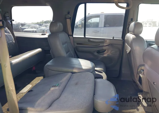 5LMEU27R42LJ09503: 43017573