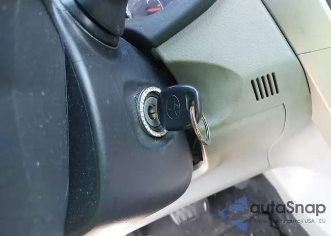 2T1BU4EE9BC716218: 43017576