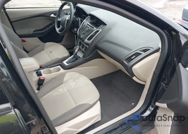 1FADP3F2XEL346074: 43017638