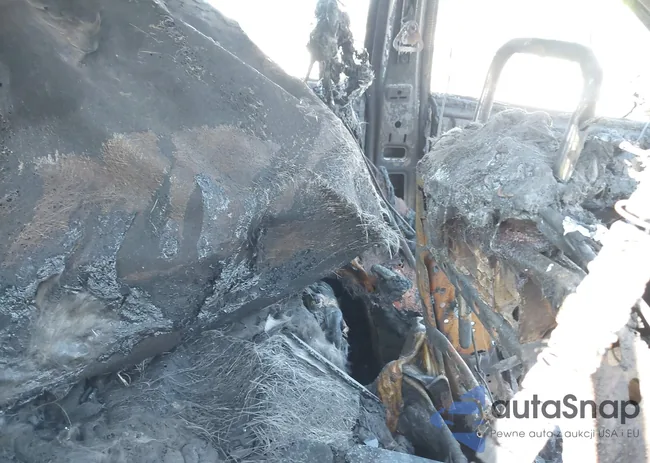 1C4NJCEA3GD760965: 43017736