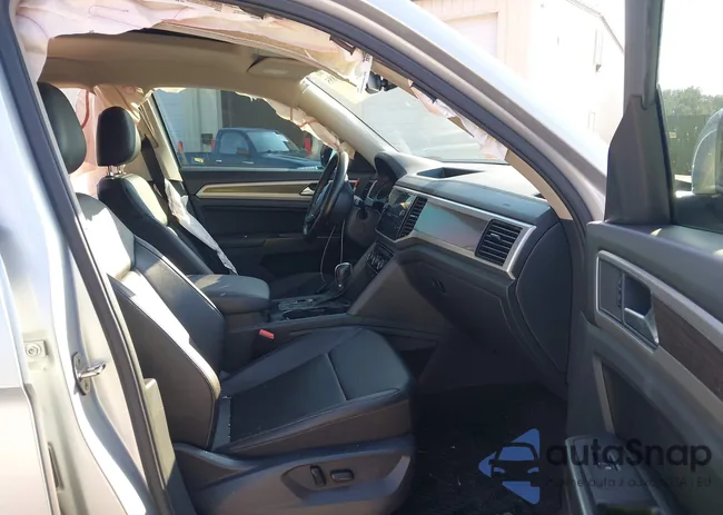 1V2ER2CA1JC545943: 43016885