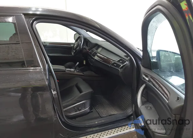 5UXFG2C56DL788276: 43016896