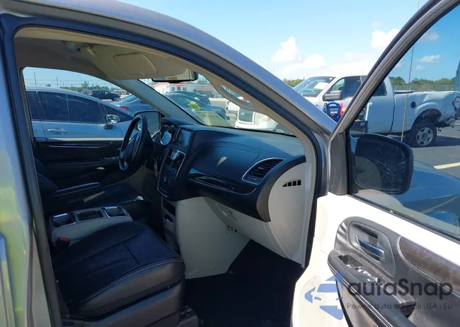 2C4RC1BG3ER160269: 43016922