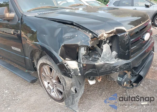 1FMFU205X8LA04715: 43017201