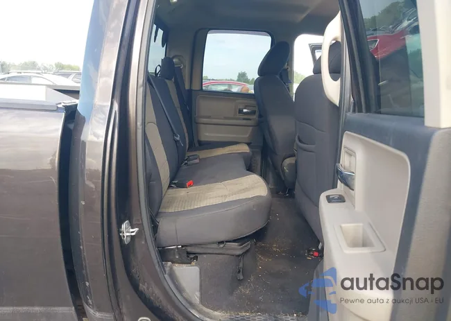 1D7RV1GT9AS261895: 43017224