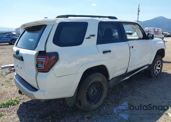 JTEBU5JR6L5831710: 43018311