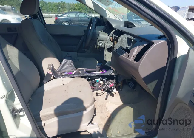 1FAHP3EN0AW185692: 43018338