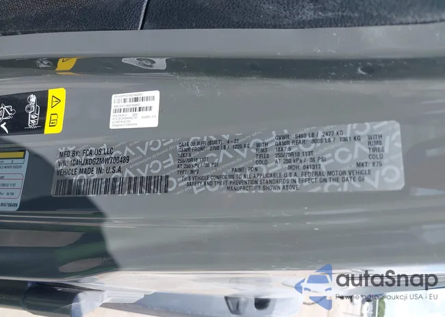 1C4HJXDG2MW700489: 43018398