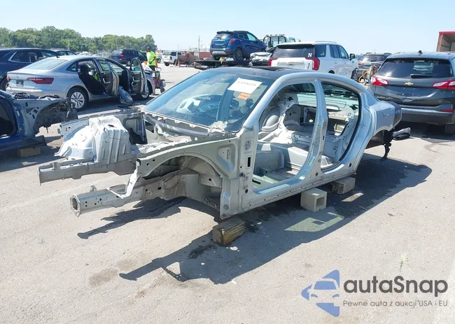 2C3CDXGJ2KH604435: 43018434