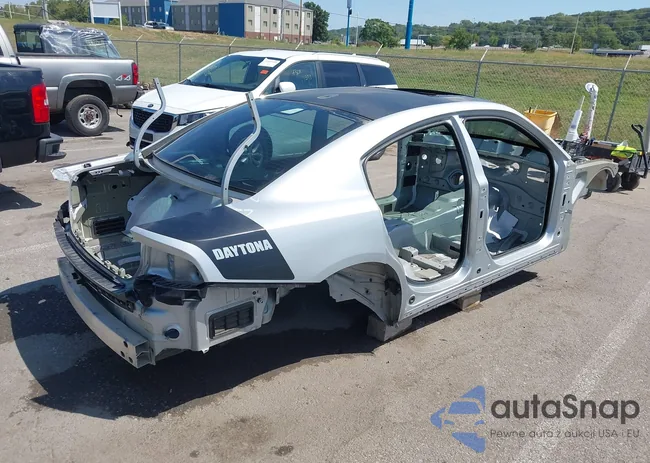 2C3CDXGJ2KH604435: 43018434