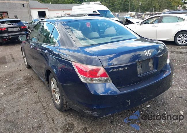 1HGCP26469A080671: 43018471