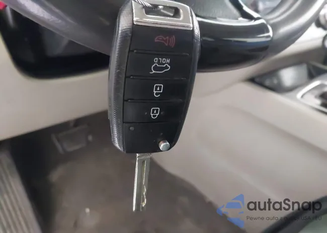 KNDMB5C15F6061914: 43018475