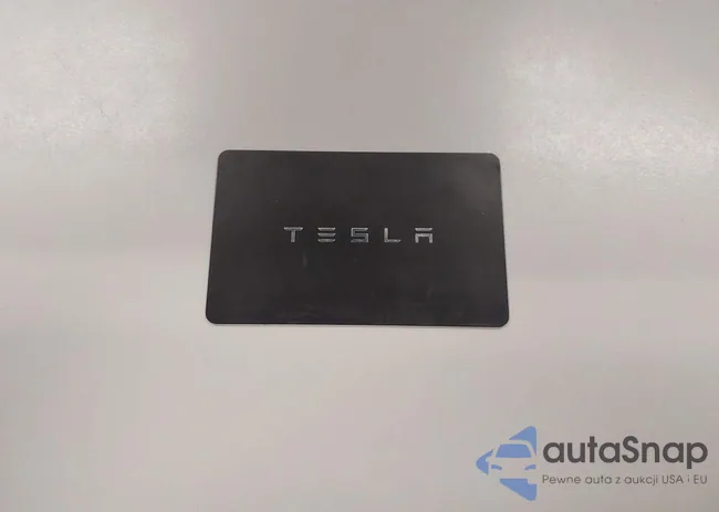 5YJ3E1EB8MF064986: 43018491